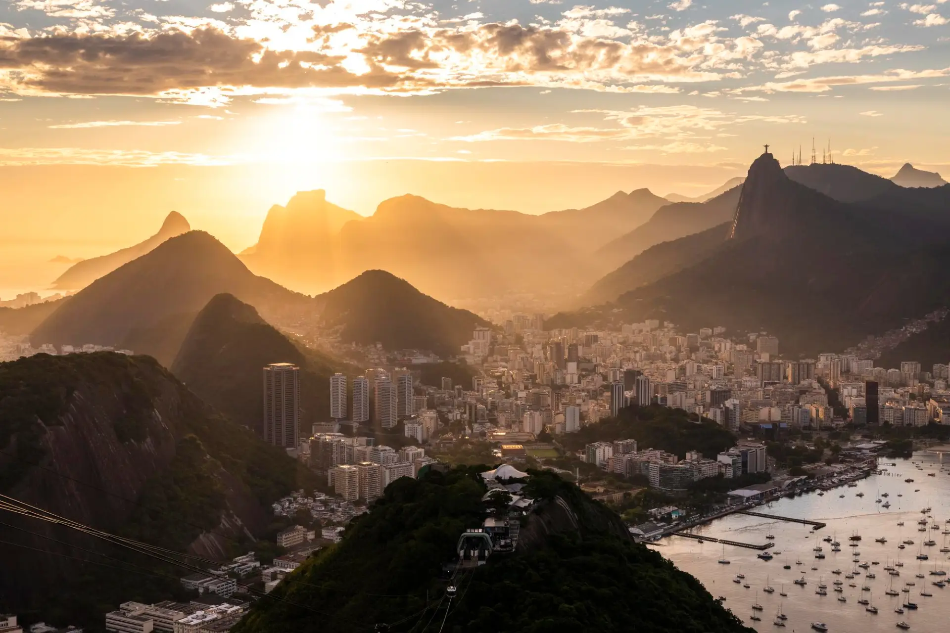 beautiful-panorama-rio-de-janeiro-twilight-brazil-sugarloaf-mountain